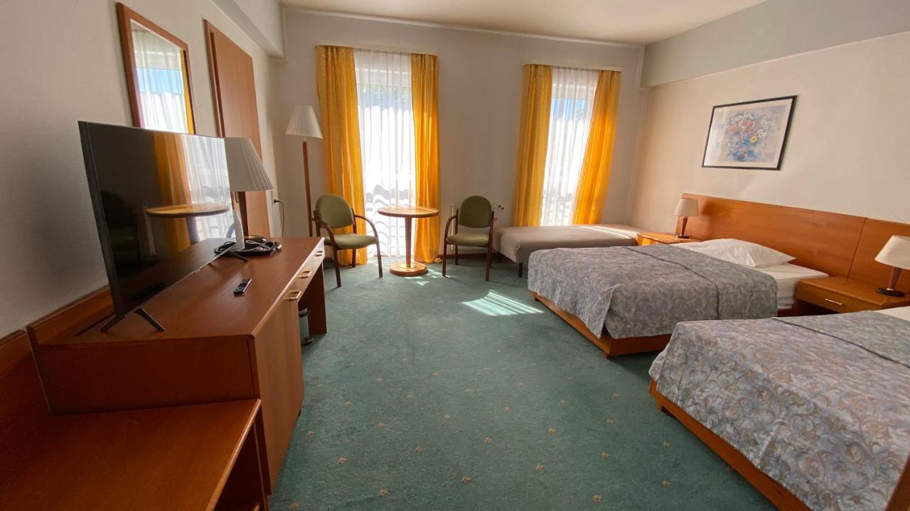Hotel Elekt Czaplinek Extérieur photo