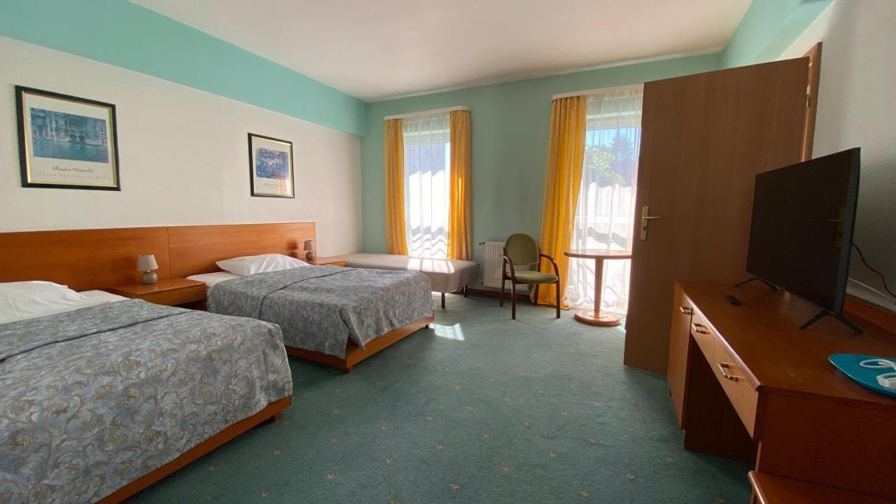Hotel Elekt Czaplinek Extérieur photo