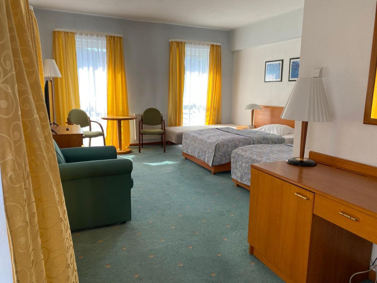 Hotel Elekt Czaplinek Extérieur photo